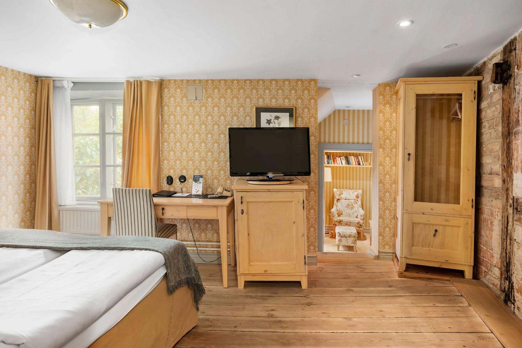 Western Royal Hotell