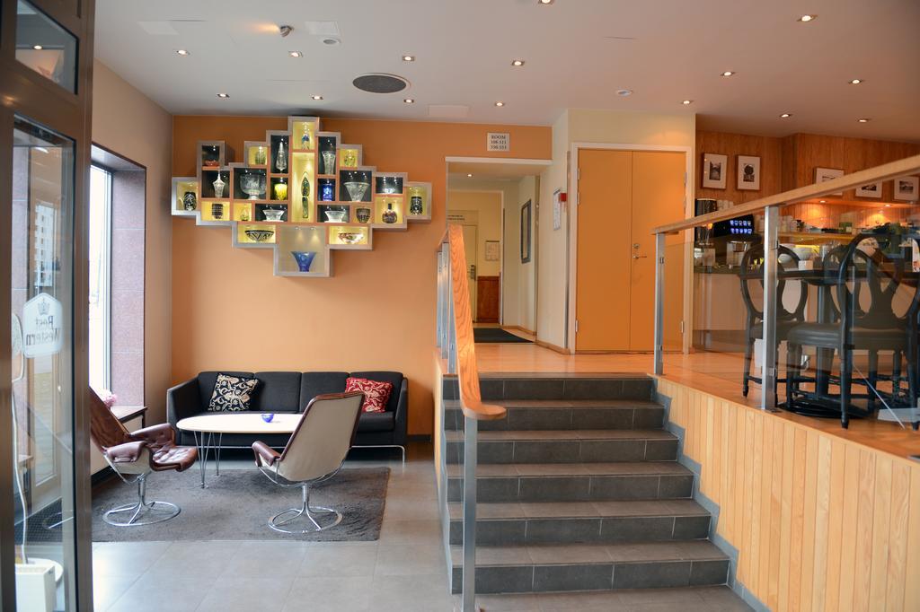 Western Royal Hotell 4*